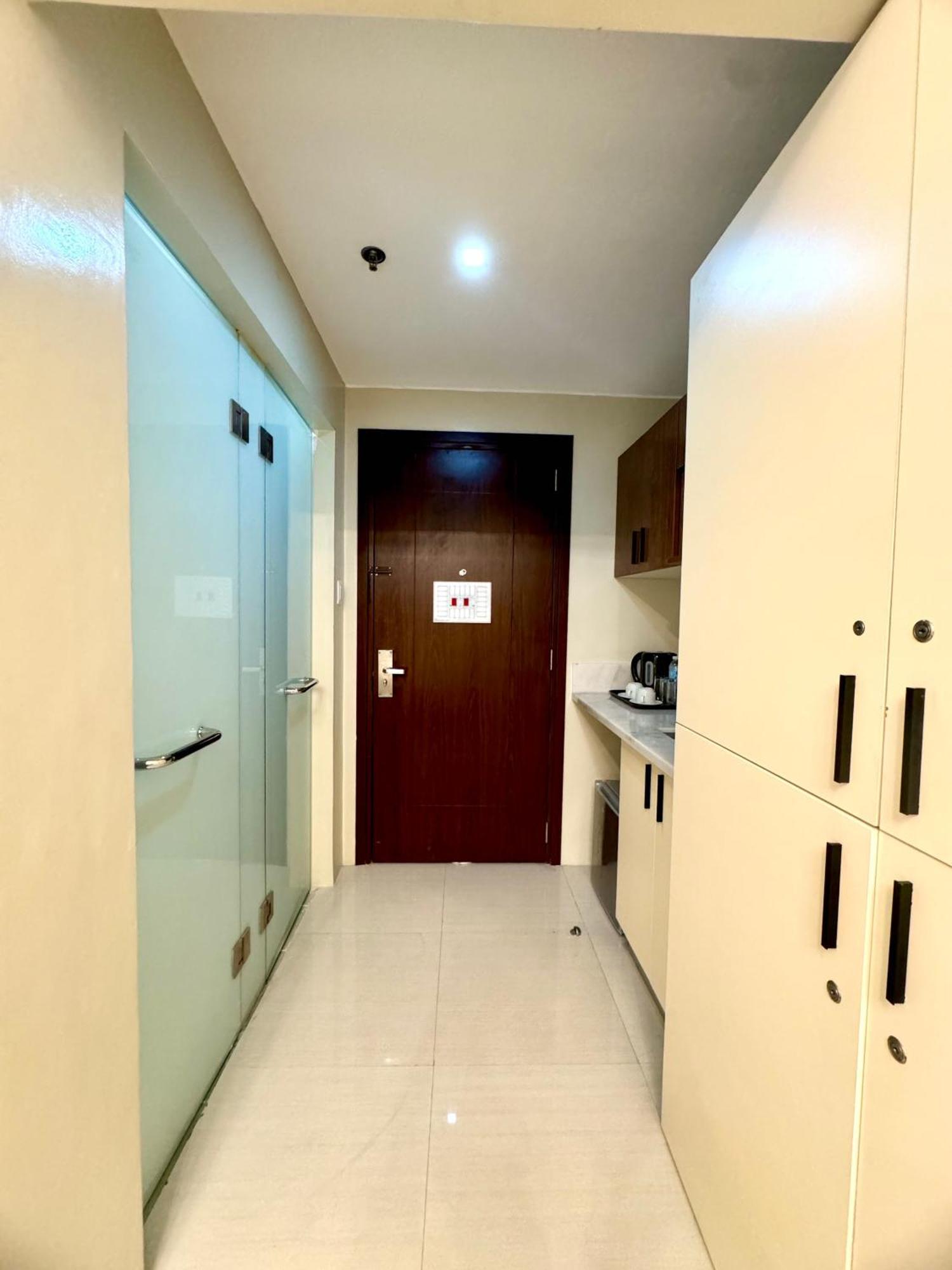 G Square Residences Manille Extérieur photo